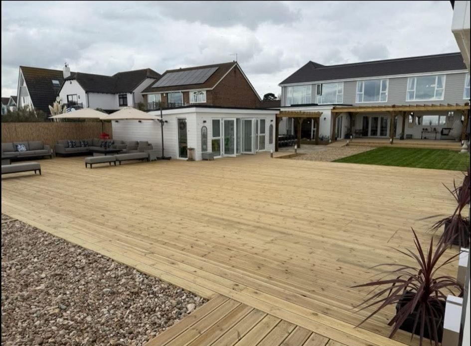 Team working on fencing project